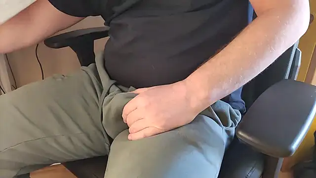 Snapshot of Spritzfreund chatting on March 18, 2026, 7:55 am Spritzfreund online show from March 18, 2026, 7:55 am