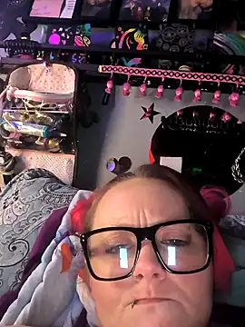 MidnightSeducerxh online show from February 5, 2026, 11:06 am