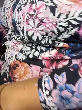 butterflyslay online show from April 1, 2026, 4:59 pm