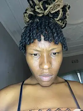 Merveiller online show from April 7, 2026, 3:36 pm