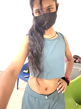 Snapshot of jaanvi-Rani chatting on June 5, 2026, 8:20 am jaanvi-Rani online show from June 5, 2026, 8:20 am
