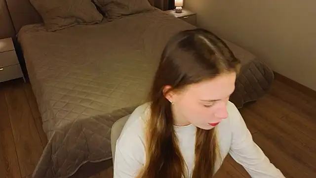 Snapshot of LouieRemeder chatting on December 15, 2025, 4:07 am LouieRemeder online show from December 15, 2025, 4:07 am