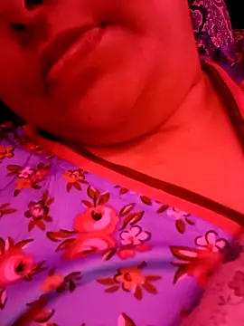 Snapshot of peu8 chatting on February 3, 2026, 5:51 pm peu8 online show from February 3, 2026, 5:51 pm