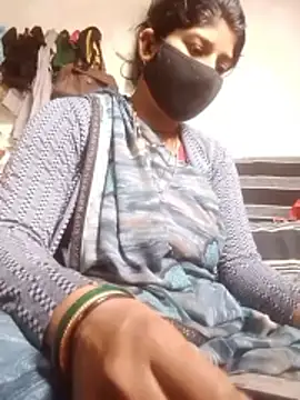 Snapshot of Aaisha_01 chatting on February 26, 2026, 4:45 am Aaisha 01 online show from February 26, 2026, 4:45 am