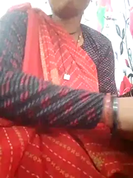 Snapshot of Aaisha_01 chatting on February 14, 2026, 6:46 am Aaisha 01 online show from February 14, 2026, 6:46 am