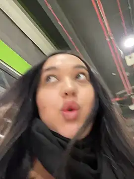 Snapshot of Bright-Flash chatting on December 16, 2025, 1:26 pm Bright-Flash online show from December 16, 2025, 1:26 pm