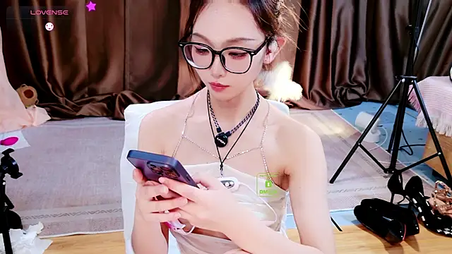 Snapshot of Chenchen_666 chatting on May 14, 2026, 2:14 pm Chenchen 666 online show from May 14, 2026, 2:14 pm