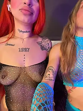 Snapshot of Railey_And_Megan chatting on December 17, 2025, 4:01 pm Railey And Megan online show from December 17, 2025, 4:01 pm