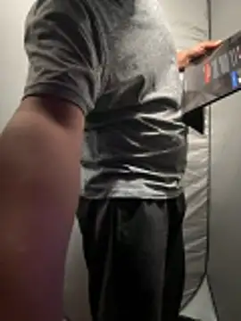 Snapshot of rocky1hard chatting on December 15, 2025, 6:58 pm rocky1hard online show from December 15, 2025, 6:58 pm