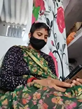 Snapshot of Sweet_Couple_01 chatting on July 18, 2026, 8:34 am Sweet Couple 01 online show from July 18, 2026, 8:34 am