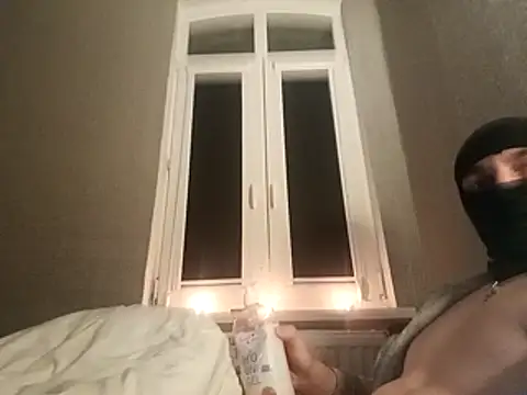 Snapshot of cko18sm_4i5 chatting on December 16, 2025, 7:51 pm cko18sm 4i5 online show from December 16, 2025, 7:51 pm