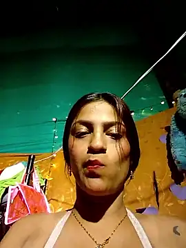 Natacha 31 online show from April 16, 2026, 7:14 pm