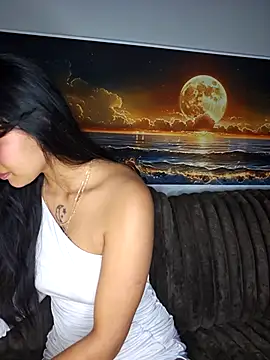 Snapshot of SweetiePixie chatting on December 19, 2025, 1:09 am SweetiePixie online show from December 19, 2025, 1:09 am