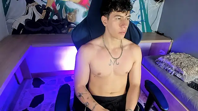 Snapshot of Criss_Adams chatting on January 6, 2026, 5:11 am Criss Adams online show from January 6, 2026, 5:11 am