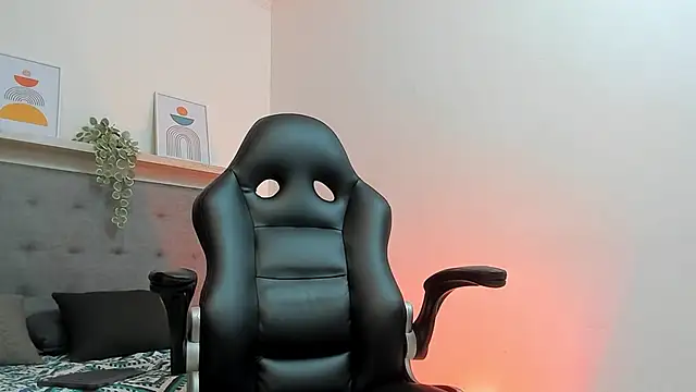 Snapshot of sebastamayo_ chatting on January 7, 2026, 8:47 pm sebastamayo online show from January 7, 2026, 8:47 pm