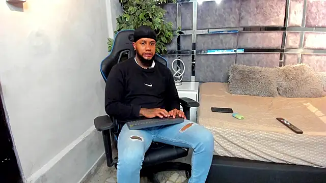 jay jhonson01 online show from February 5, 2026, 3:35 am