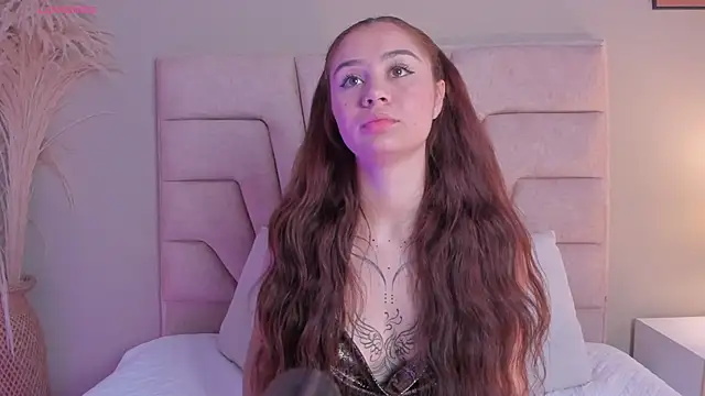 Snapshot of Amelia_Saenz_ chatting on February 5, 2026, 7:21 pm Amelia Saenz online show from February 5, 2026, 7:21 pm