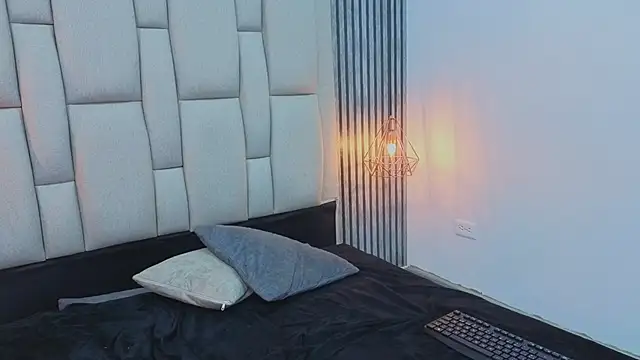 sasha rousse online show from December 13, 2025, 8:26 pm