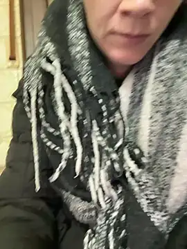 Snapshot of dein_traumchen chatting on January 16, 2026, 5:28 pm dein traumchen online show from January 16, 2026, 5:28 pm