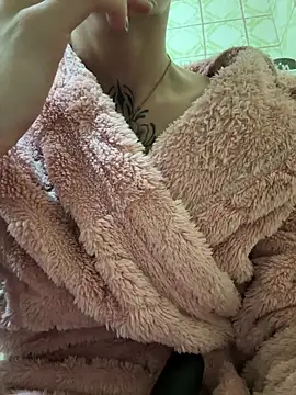 Snapshot of dein_traumchen chatting on March 5, 2026, 4:42 am dein traumchen online show from March 5, 2026, 4:42 am