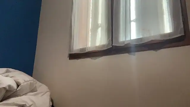 Snapshot of CoquineCharmeuse chatting on December 16, 2025, 11:14 am CoquineCharmeuse online show from December 16, 2025, 11:14 am