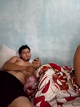 Snapshot of Aleinad16 chatting on February 8, 2026, 4:54 am Aleinad16 online show from February 8, 2026, 4:54 am