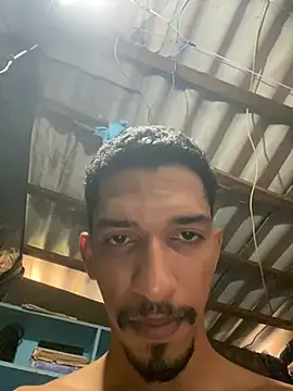 Snapshot of rocchw chatting on April 5, 2026, 4:13 pm rocchw online show from April 5, 2026, 4:13 pm