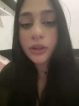 Snapshot of pudizinhaa_ chatting on March 7, 2026, 1:45 am pudizinhaa online show from March 7, 2026, 1:45 am