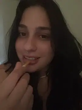 Snapshot of pudizinhaa_ chatting on April 23, 2026, 1:02 pm pudizinhaa online show from April 23, 2026, 1:02 pm