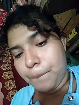 Rousse uwu online show from February 20, 2026, 6:54 pm