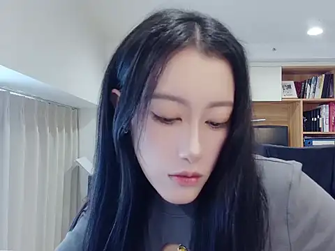 Snapshot of TXMIT chatting on December 15, 2025, 7:25 am TXMIT online show from December 15, 2025, 7:25 am