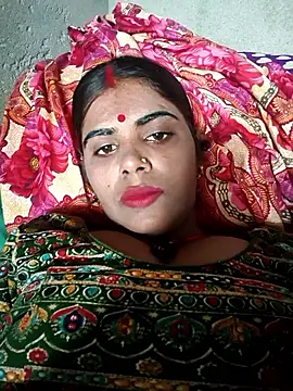 Snapshot of Sexy_Rajkumari123 chatting on April 2, 2026, 10:33 am Sexy Rajkumari123 online show from April 2, 2026, 10:33 am