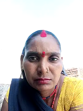 Snapshot of Mohni_pal chatting on December 16, 2025, 4:39 am Mohni pal online show from December 16, 2025, 4:39 am