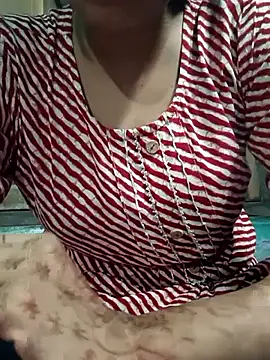 Snapshot of teena-11 chatting on May 13, 2026, 5:53 pm teena-11 online show from May 13, 2026, 5:53 pm