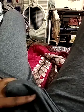 Snapshot of loki-king-143 chatting on March 26, 2026, 6:33 am loki-king-143 online show from March 26, 2026, 6:33 am