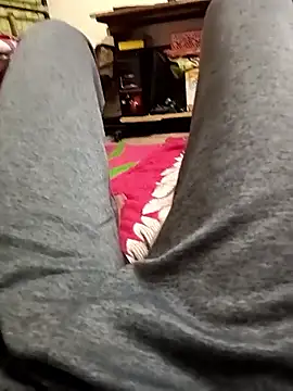 Snapshot of loki-king-143 chatting on April 1, 2026, 6:26 am loki-king-143 online show from April 1, 2026, 6:26 am