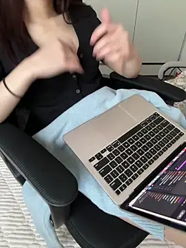 ddbb0000 online show from February 25, 2026, 7:41 am