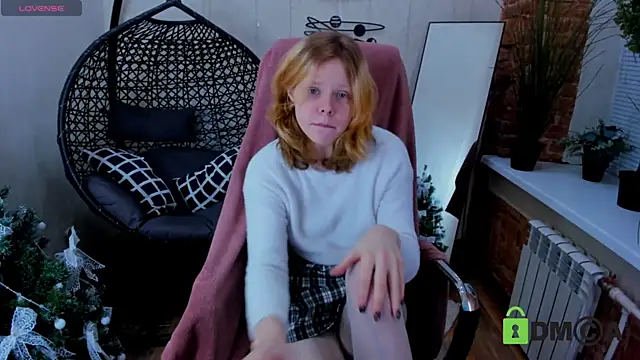 Snapshot of Soft_Flame chatting on December 20, 2025, 3:26 pm Soft Flame online show from December 20, 2025, 3:26 pm