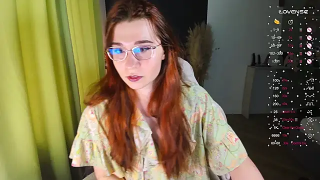 Snapshot of Ann_Couette chatting on May 30, 2026, 9:59 am Ann Couette online show from May 30, 2026, 9:59 am
