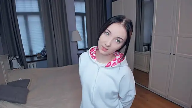 Snapshot of JanettVeld chatting on December 18, 2025, 9:14 am JanettVeld online show from December 18, 2025, 9:14 am