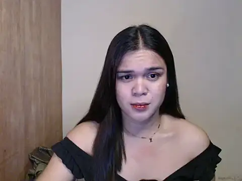 stripyapril online show from May 31, 2026, 5:08 pm