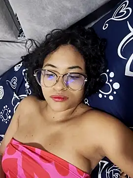 Snapshot of DAFNNEE_HOT chatting on April 7, 2026, 3:58 pm DAFNNEE HOT online show from April 7, 2026, 3:58 pm