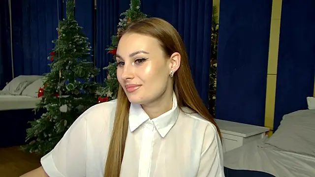 Snapshot of NoraFoxes chatting on December 16, 2025, 6:23 pm NoraFoxes online show from December 16, 2025, 6:23 pm