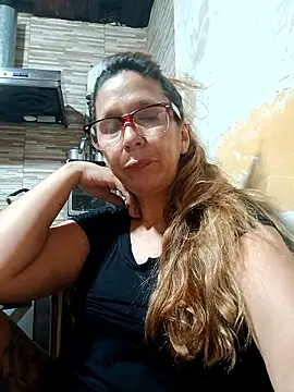 Snapshot of cari75 chatting on January 15, 2026, 6:44 pm cari75 online show from January 15, 2026, 6:44 pm