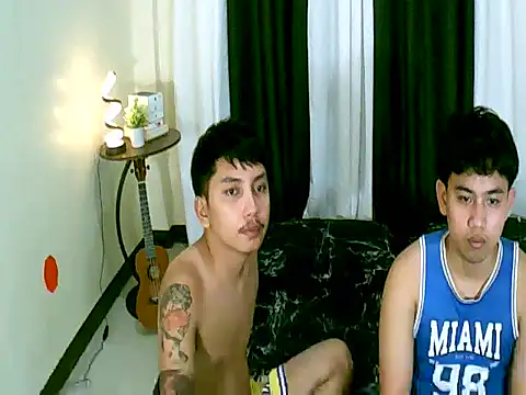 dylan hardfucker online show from May 1, 2026, 8:41 am