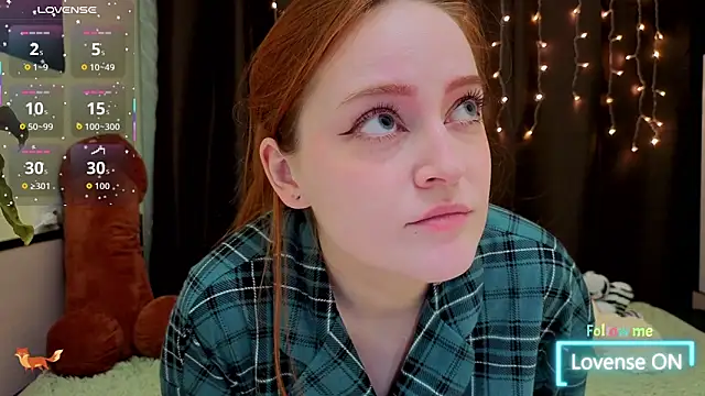 LittleFoxHole online show from December 21, 2025, 11:45 am