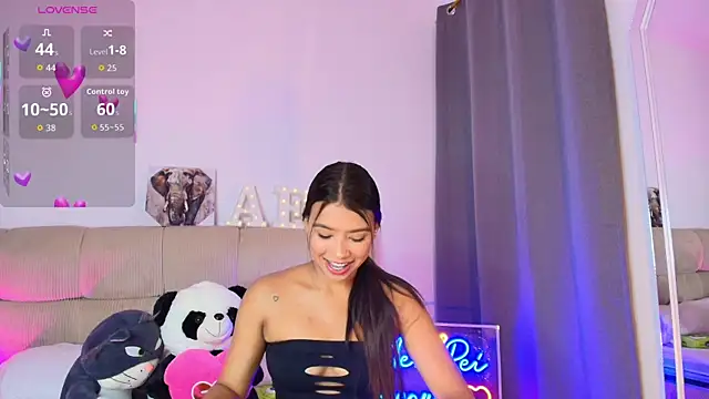 Snapshot of Ana_herrera chatting on June 8, 2026, 11:33 am Ana herrera online show from June 8, 2026, 11:33 am