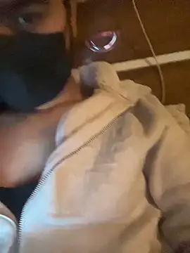 Snapshot of devilsinghrajput chatting on December 17, 2025, 8:58 pm devilsinghrajput online show from December 17, 2025, 8:58 pm