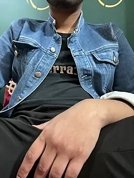 Snapshot of devilsinghrajput chatting on February 16, 2026, 6:56 am devilsinghrajput online show from February 16, 2026, 6:56 am