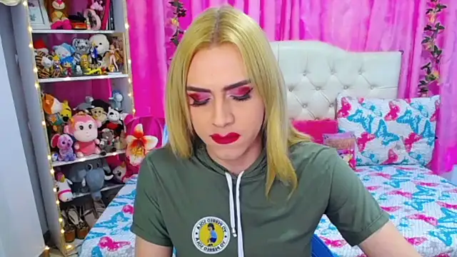 Snapshot of golden_girl01 chatting on September 26, 2025, 6:37 pm golden girl01 online show from September 26, 2025, 6:37 pm